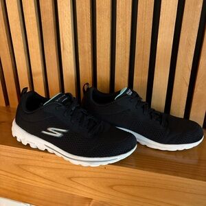 Skechers Women's Black Athletic Shoes